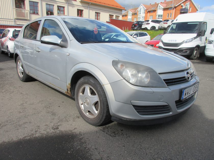 Bild 5 av Opel Astra 1.6 Drag Bes till 270430 9500 kr