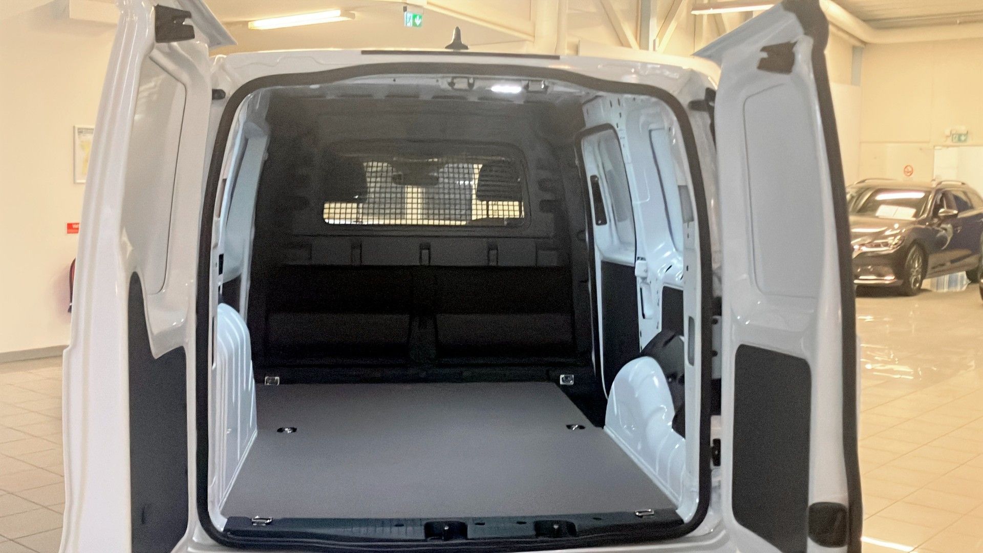Ford Transit Connect L2 2.0 EcoBlue 2026, bild 6/10