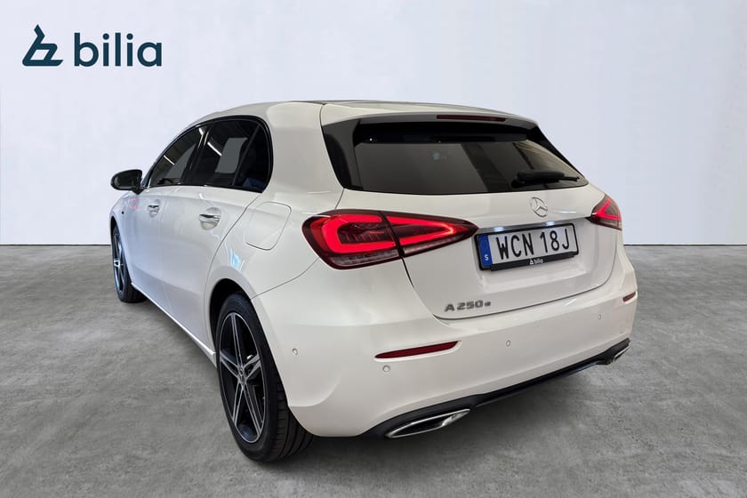 Bild 4 av Mercedes-Benz A 250 e Progressive/ 360kamera/ Night package/ V-hjul