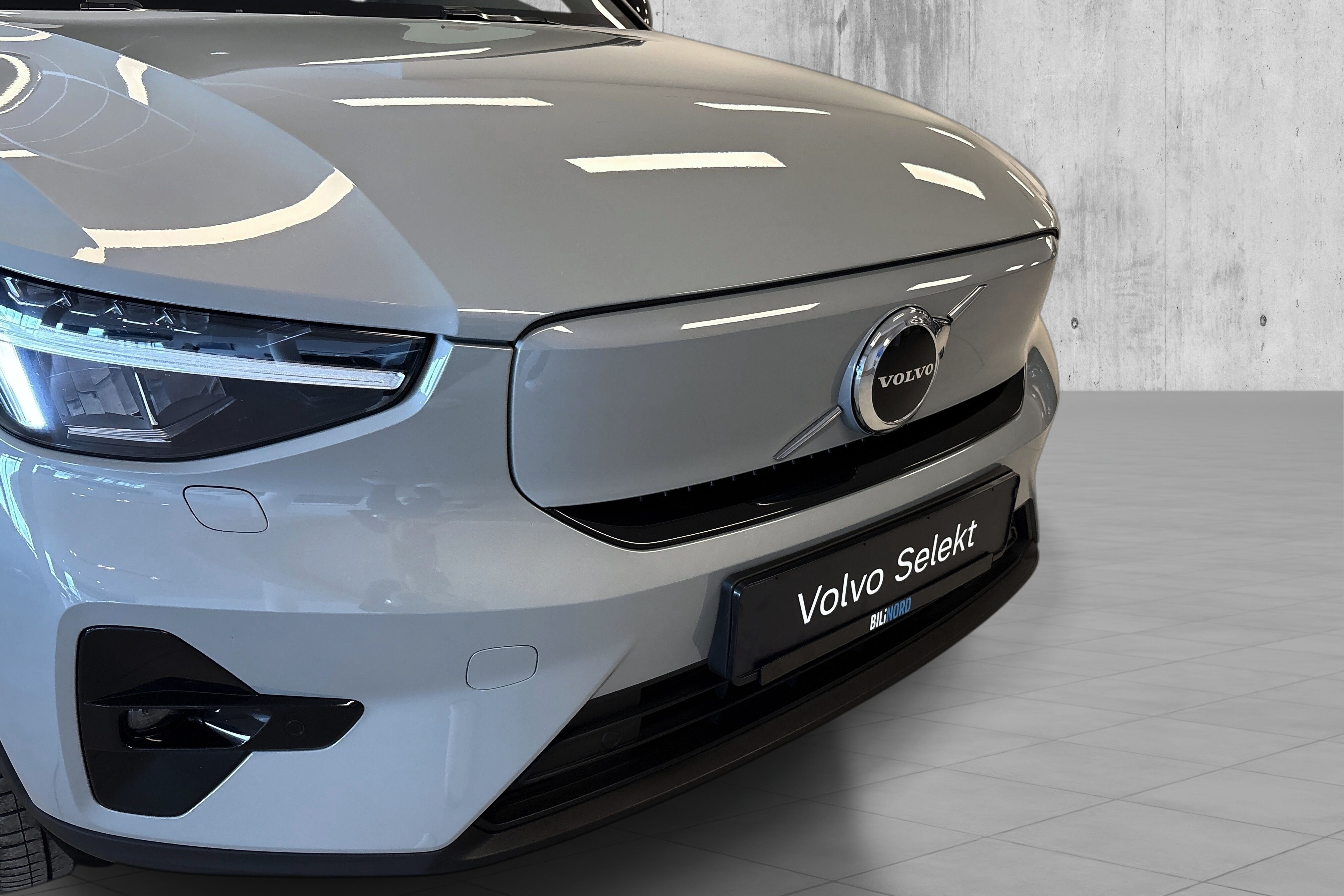 Volvo EX40 Twin Motor Performance bilde 4