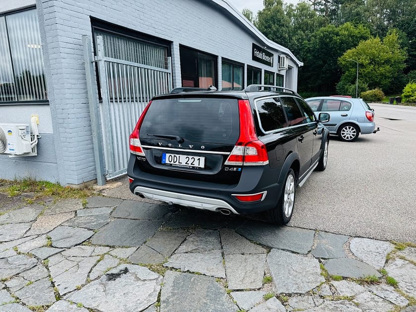 Bild 3 av Volvo XC70 D4 AWD 220HK AUTOMAT POLESTAR CLASSIC SUMMUM / NAVI