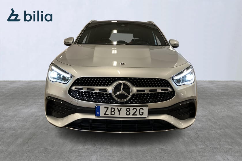 Bild 5 av Mercedes-Benz GLA 220 d 4MATIC AMG-Line/s&v-däck/Panorama/Park.värmare/Multibeam Led