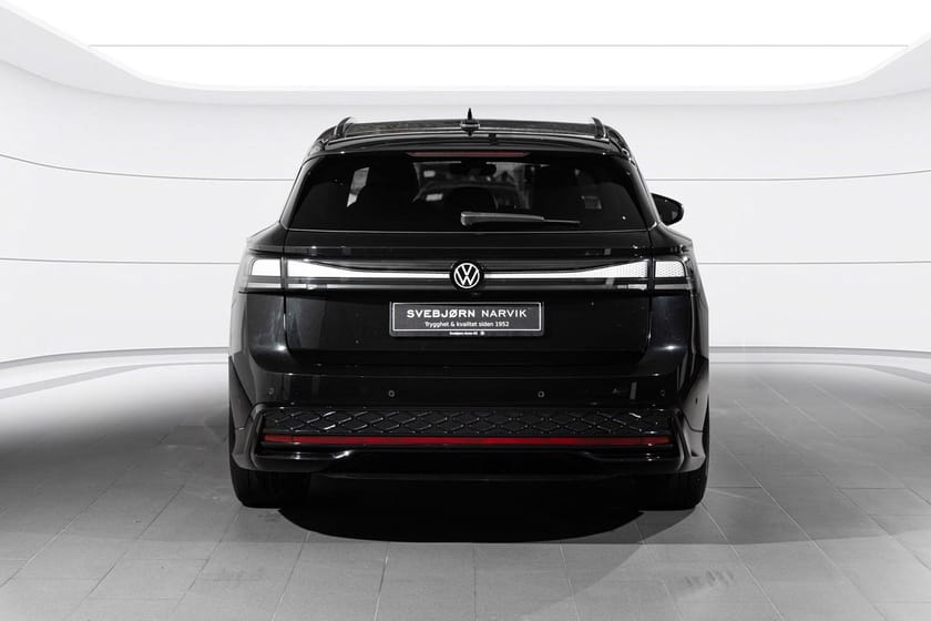 Bilde 4 av Volkswagen ID.7 GTX Tourer