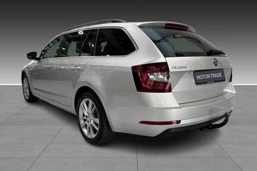 Bilde 5 av Škoda Octavia Stasjonsvogn 183hk | Style | Webasto | Krok | Canton | Cruise | Kam