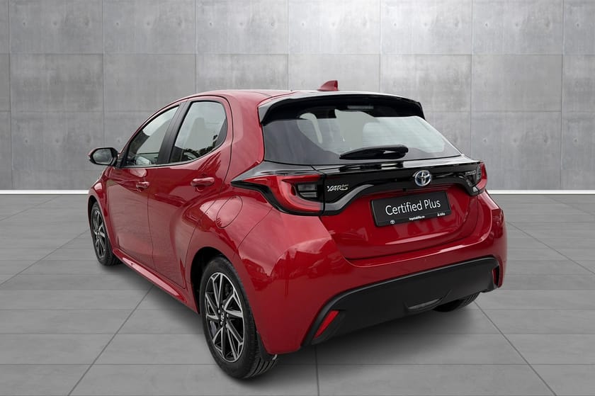 Bilde 3 av Toyota Yaris Hybrid /ACTIVE TECH/RYGGEKAMRA/NYEU/NYSEVICE/