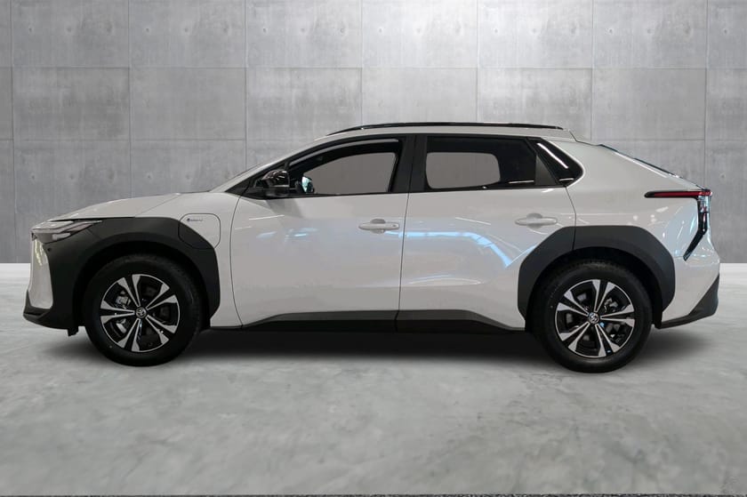 Bilde 2 av Toyota bZ4X AWD Active Tech - LED - Adaptiv cruise - Kamera +++