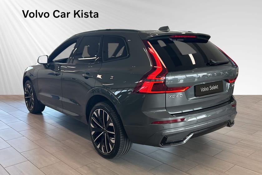 Bild 4 av Volvo XC60 T6 Plus Dark Nordic Edition H/K Pano 360Kamera