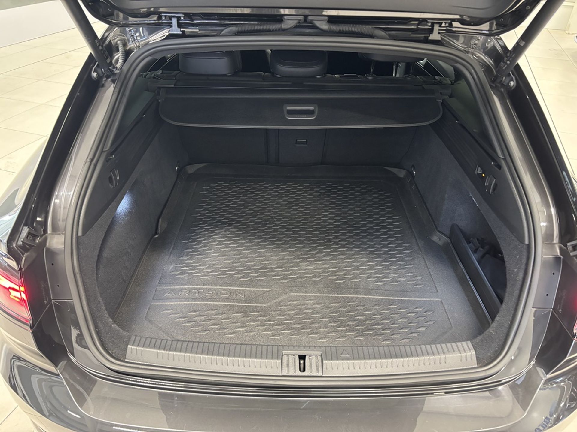 Volkswagen Arteon eHybrid Shooting Brake 2022, bild 6/25