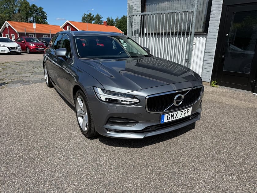Bild 1 av Volvo V90 T4 190HK GEARTRONIC MOMENTUM / PILOT ASSIST / DRAG