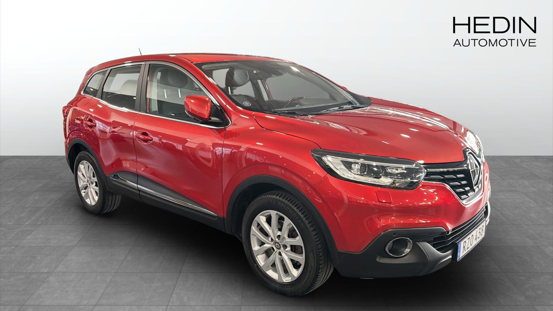 Renault Kadjar 1.2 TCe EDC 2017, bild 2/9