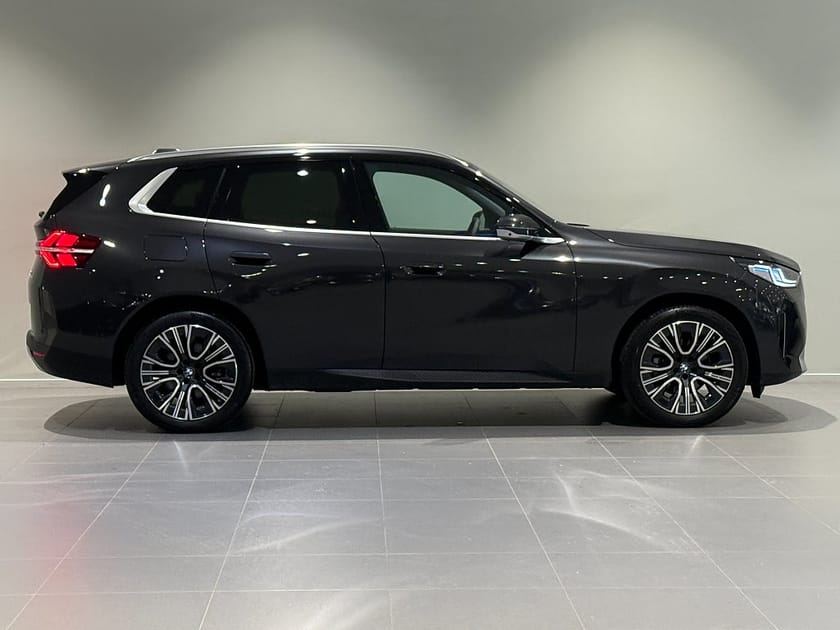 Bild 3 av BMW X3 30e xDrive Innovation Drag AdptFarth HuD H/K 20" Elstol