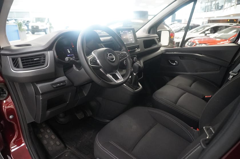 Bild 2 av Nissan Primastar 2.0 dCi L2 N-Connecta 150 hk Aut