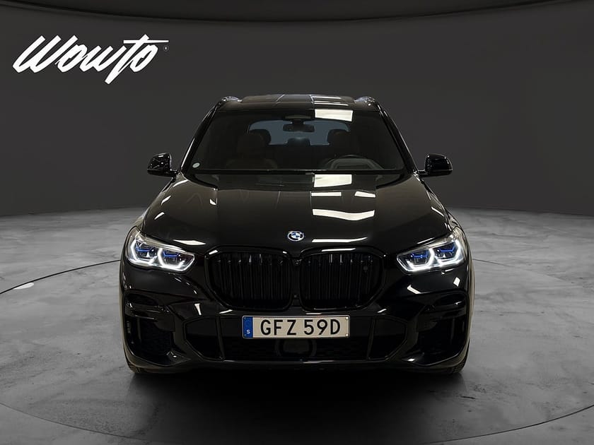 Bild 2 av BMW X5 xDrive45e iPerformance 394HK M-Sport /Pano/Laser/Spec