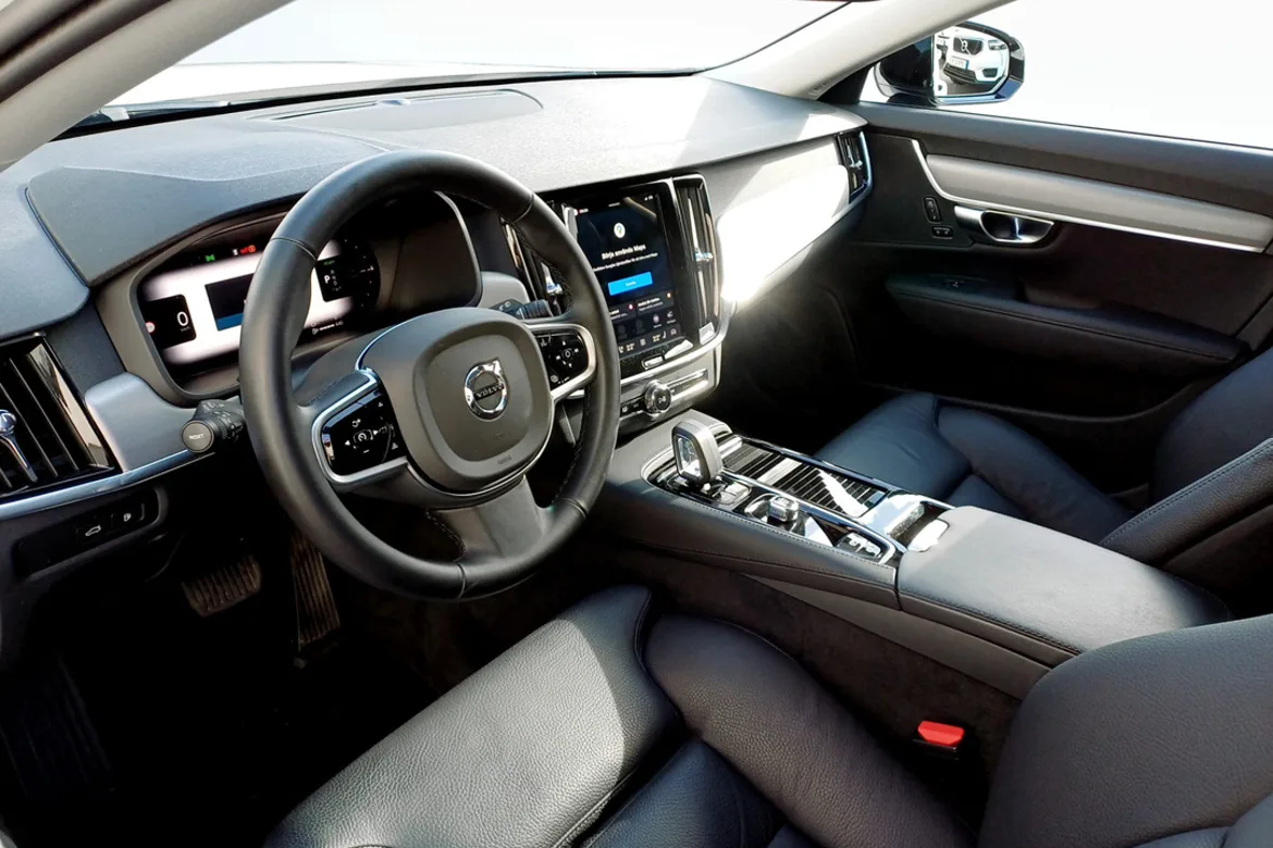 Volvo V90