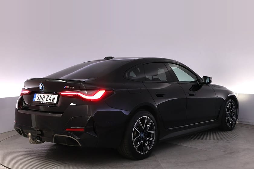 Bild 5 av BMW i4 M50 xDrive Gran Coupé M Sport Laser 360 BSM Drag HUD