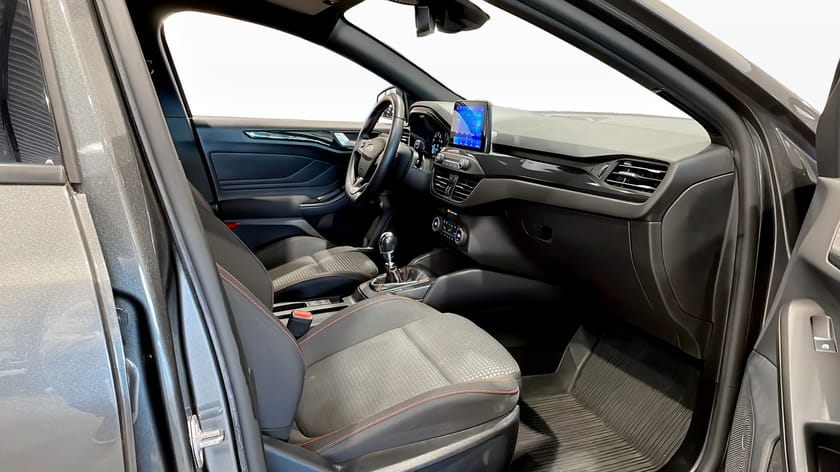 Bild 3 av Ford Focus ST-Line 125hk | Backkamera | B&O Ljudsystem |