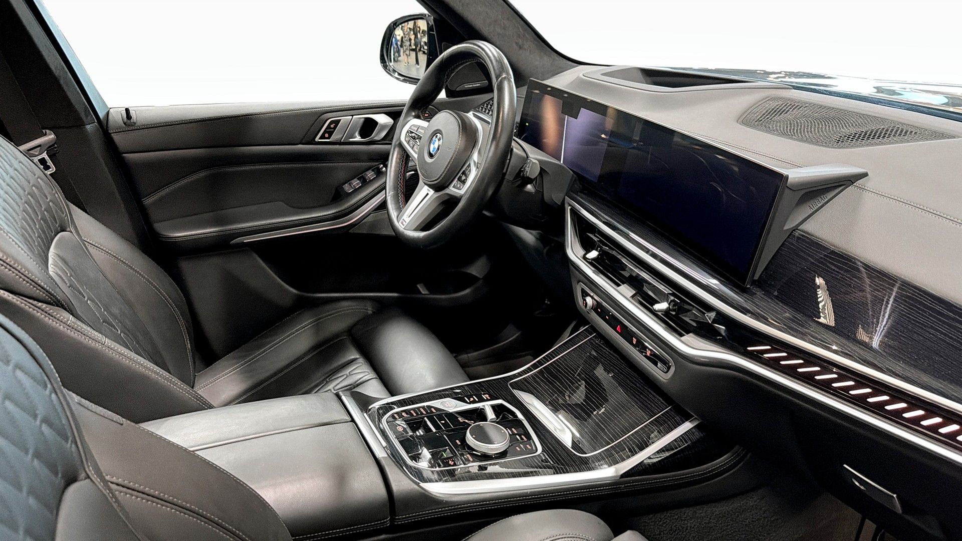 BMW X7 M60i xDrive 2023, bild 3/10