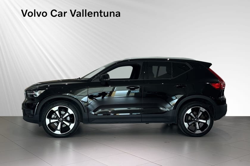 Bild 3 av Volvo XC40 B4 AWD Bensin Momentum Advanced SE