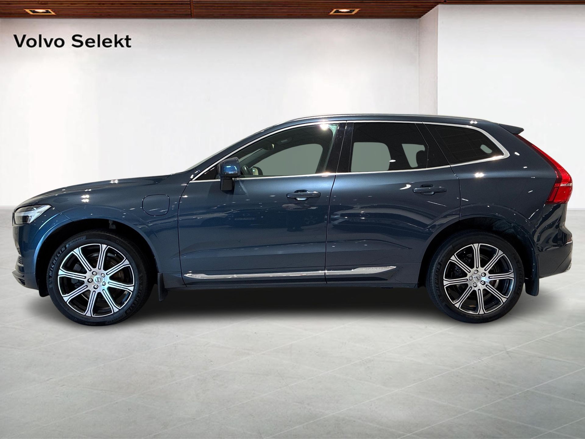Volvo XC60 Recharge T6 Inscription T 2021, kuva 3/10