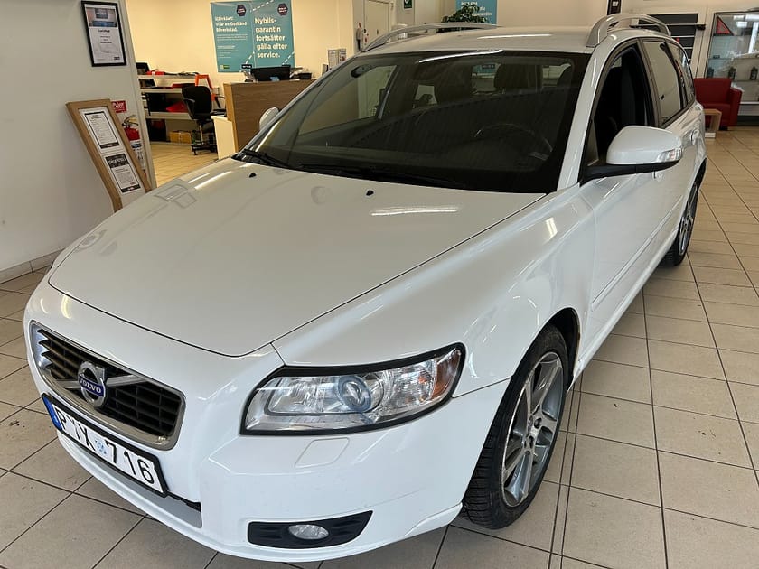 Bild 3 av Volvo V50 D3 Geartronic Momentum Euro 5 - Automat