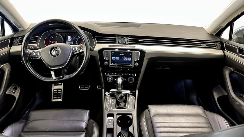 Bild 4 av Volkswagen Passat Alltrack 240hk, DRAGKROK