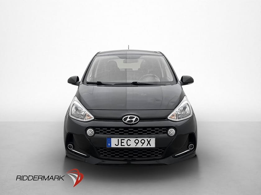 Bild 2 av Hyundai i10 1.0 Blue 67hk Premium Sensorer CarPlay Rattvärm