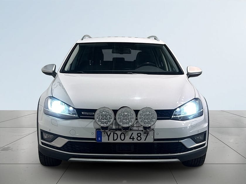 Bild 2 av Volkswagen Golf Alltrack 2.0 TDI 4Motion Drag Psens Dvärm Kamera SoV