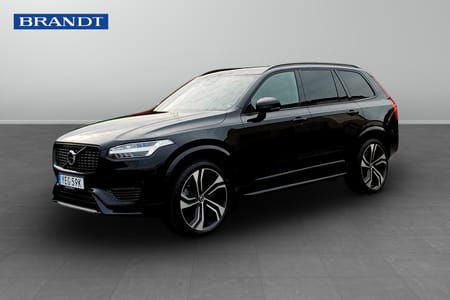 Volvo XC90 7-seater Recharge T8 Ultimate Dark Edition.