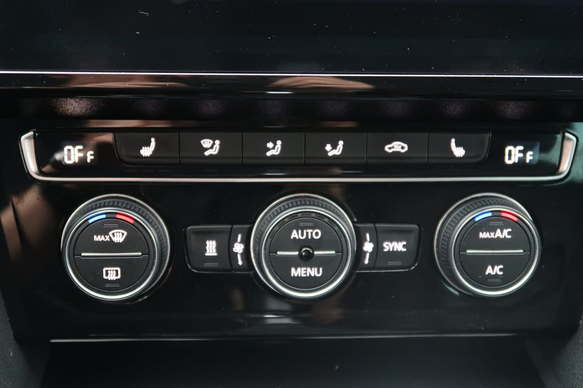 Volkswagen Passat 2019 - miniatyr 21