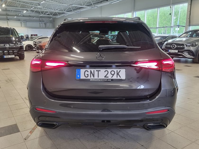 Bild 5 av Mercedes-Benz GLC 300 e 4MATIC 9G-Tronic AMG Line Premium, Burmester