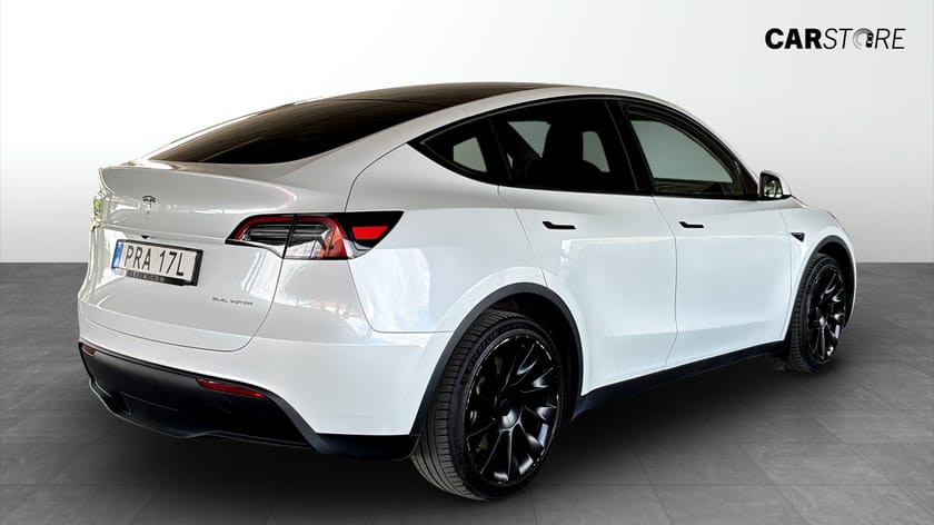 Bild 2 av Tesla Model Y Long Range AWD DRAG KAMERA PANO NAVI MOMS SOH 95 %