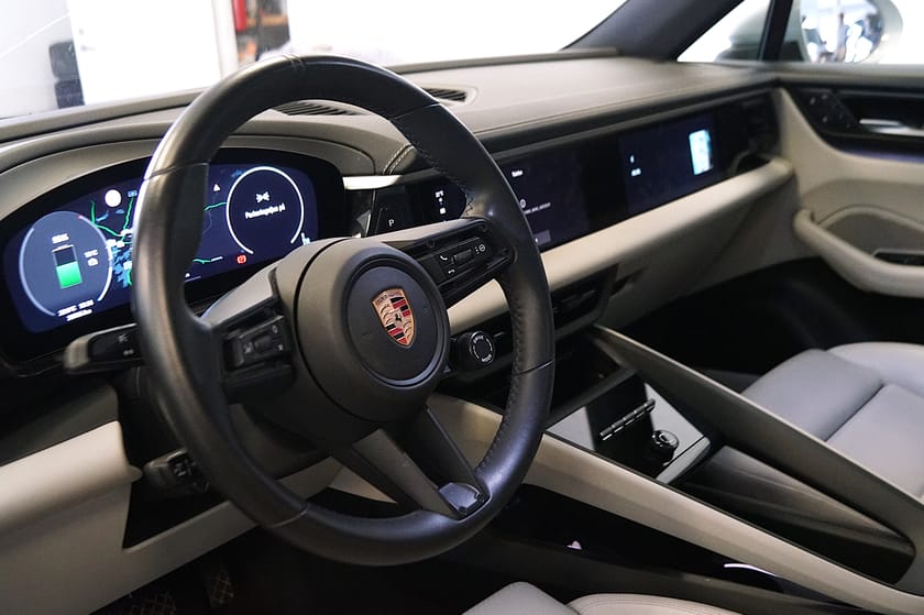 Bild 5 av Porsche Macan 4 4 Euro 6 B-kamera BOSE Navi