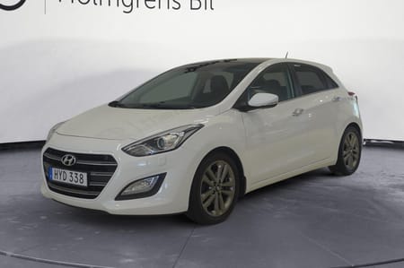 Hyundai i30 CRDi Premium 136hk Pano
