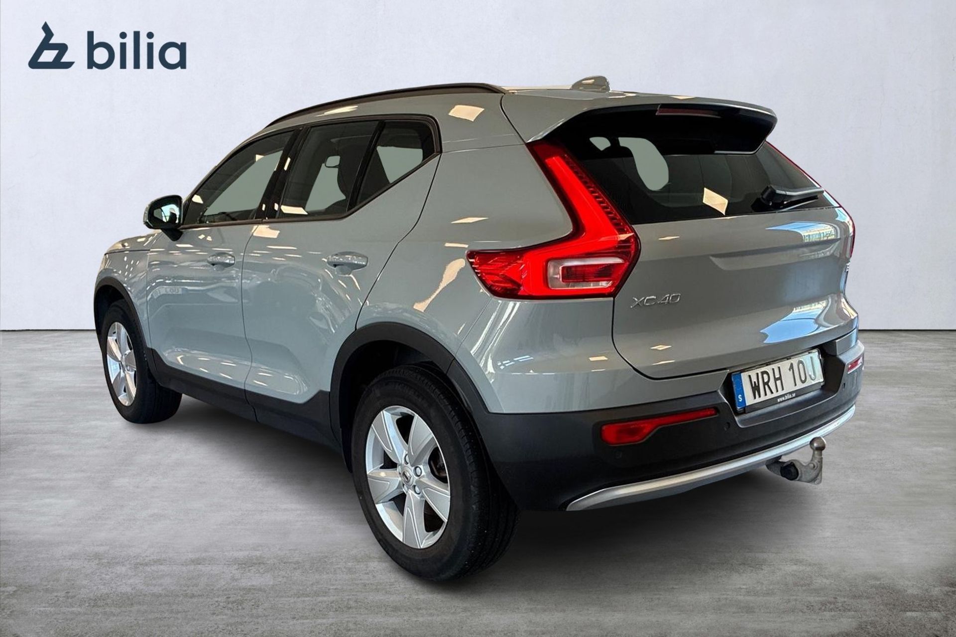 Volvo XC40 B3 FWD Bensin Essential 2024, bild 2/10