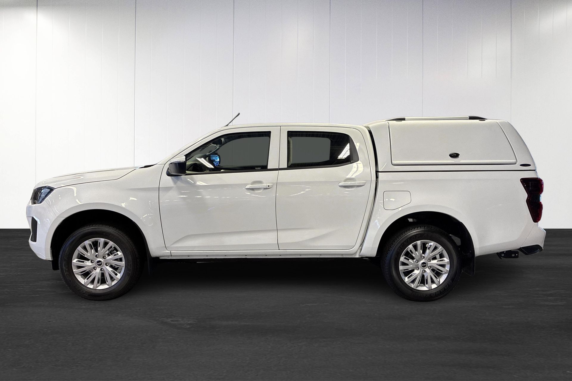 Isuzu D-max Crew Cab 1.9 CNG 4WD 2025, bild 7/10