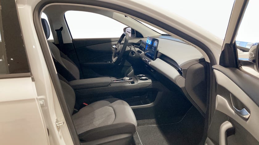 Bild 3 av MG S5 EV Standard Range COMFORT 49 KWH			 / RÄNTEKAMPANJ / PL från 4365 /