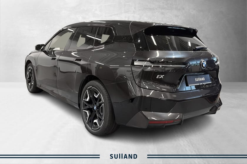 Bilde 3 av BMW iX xDrive50