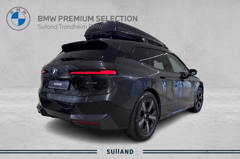 Bilde 5 av BMW iX xDrive40 xDrive40/Tilhengerfeste/Harman/Laserlys/Panoramatak