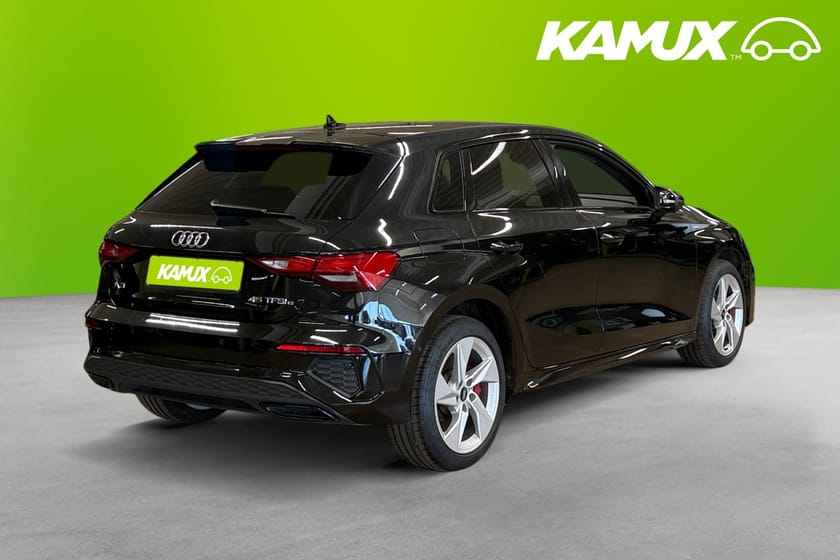 Bild 4 av Audi A3 Sportback 45 TFSI e S-Line  Cockpit Sensorer Nyservad