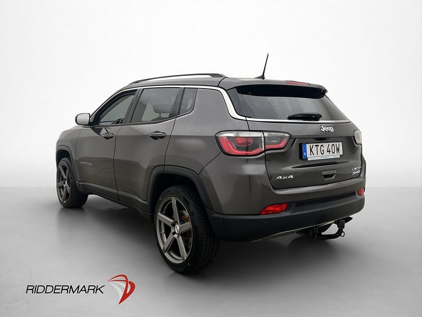 Bild 5 av Jeep Compass 1.4 170hk 4WD Kamera Navi Panorama Dragkrok