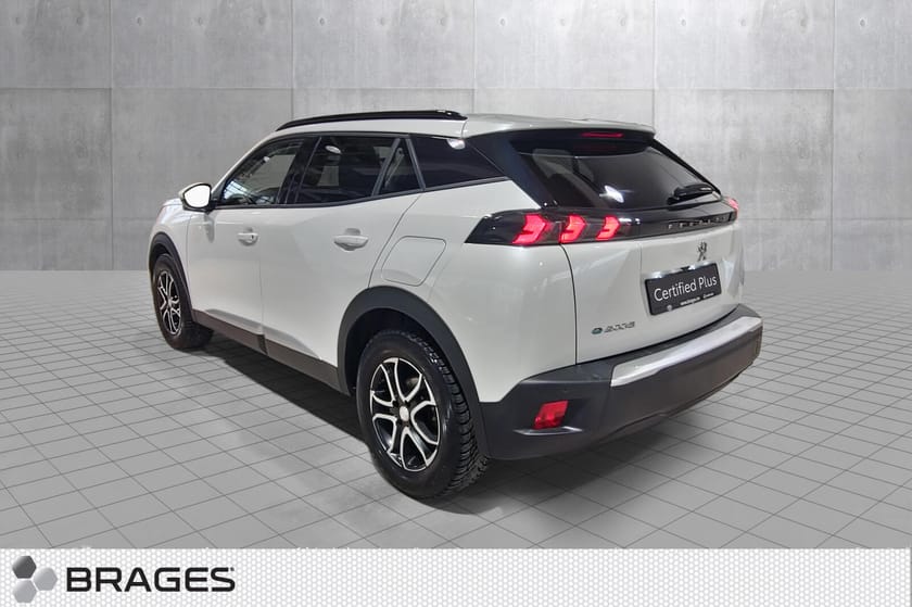 Bilde 3 av Peugeot e-2008 Allure 136hk