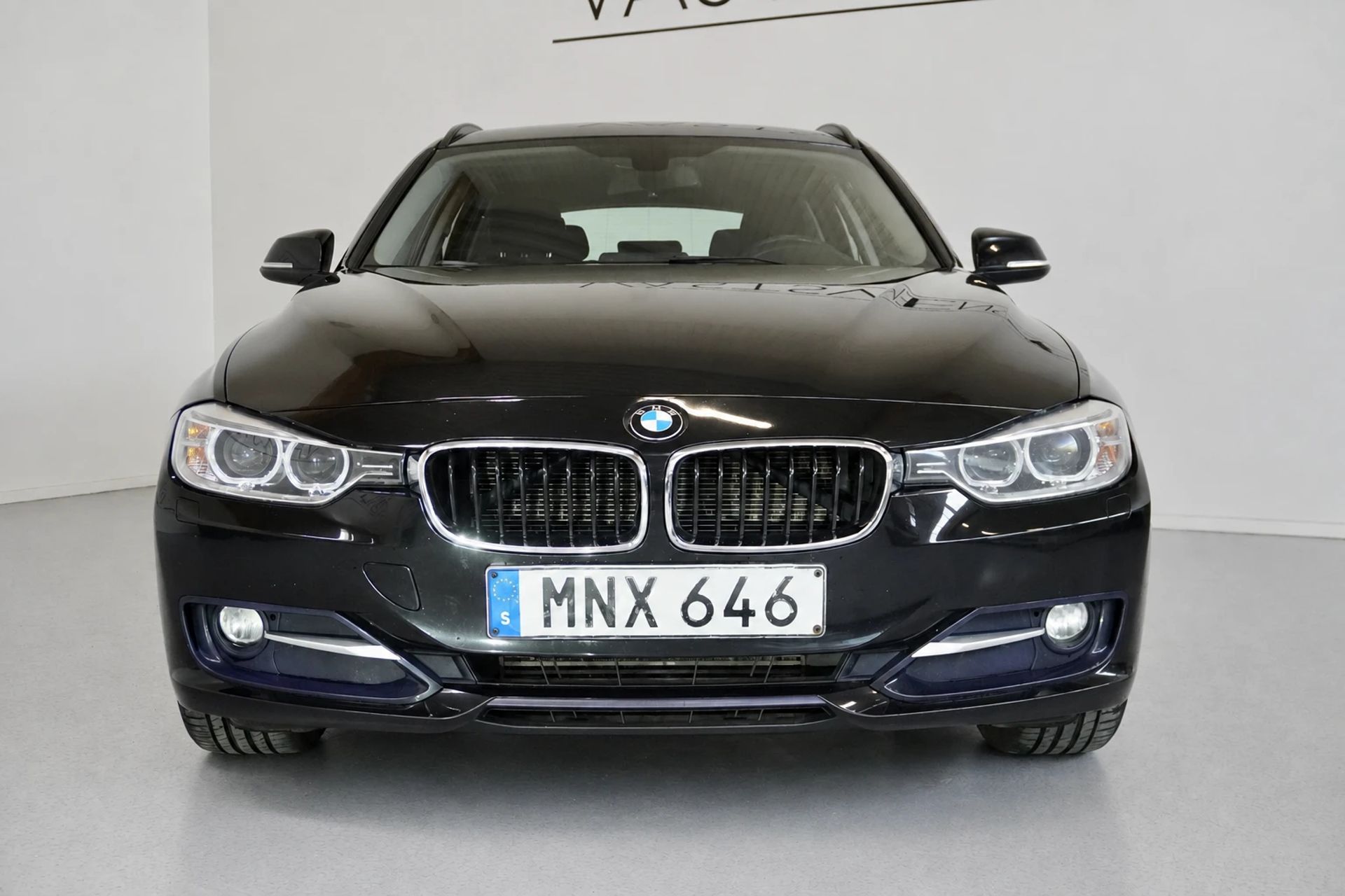 BMW 320 d Touring 2015, photo 5/10