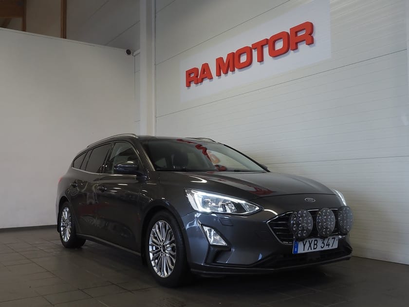 Bild 3 av Ford Focus Kombi 1.5 SelectShift Aut Titanium 150hk Kamera