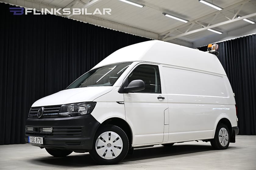 Bild 1 av Volkswagen Transporter 150HK Högtak L2|Inredd|Drag|Värmare|Uppvärmt-Skåp|Moms