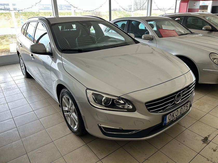 Bild 1 av Volvo V60 D3 Geartronic Momentum Euro 6 Drag