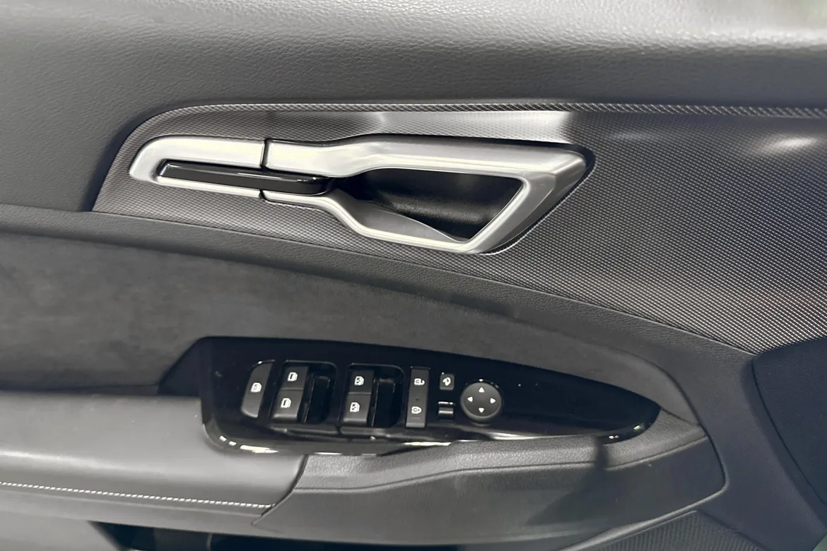 picture of a car