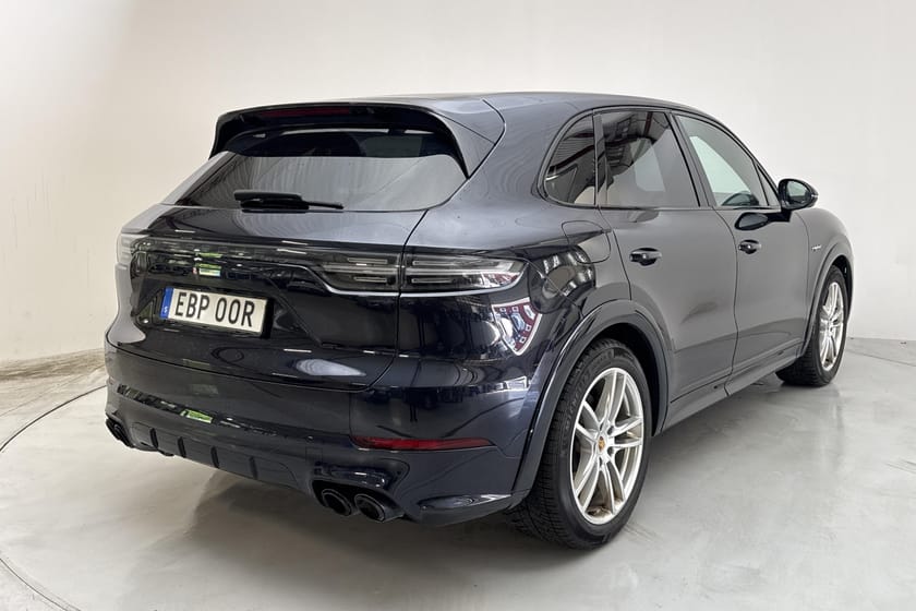 Bild 3 av Porsche Cayenne E-Hybrid (462hk)