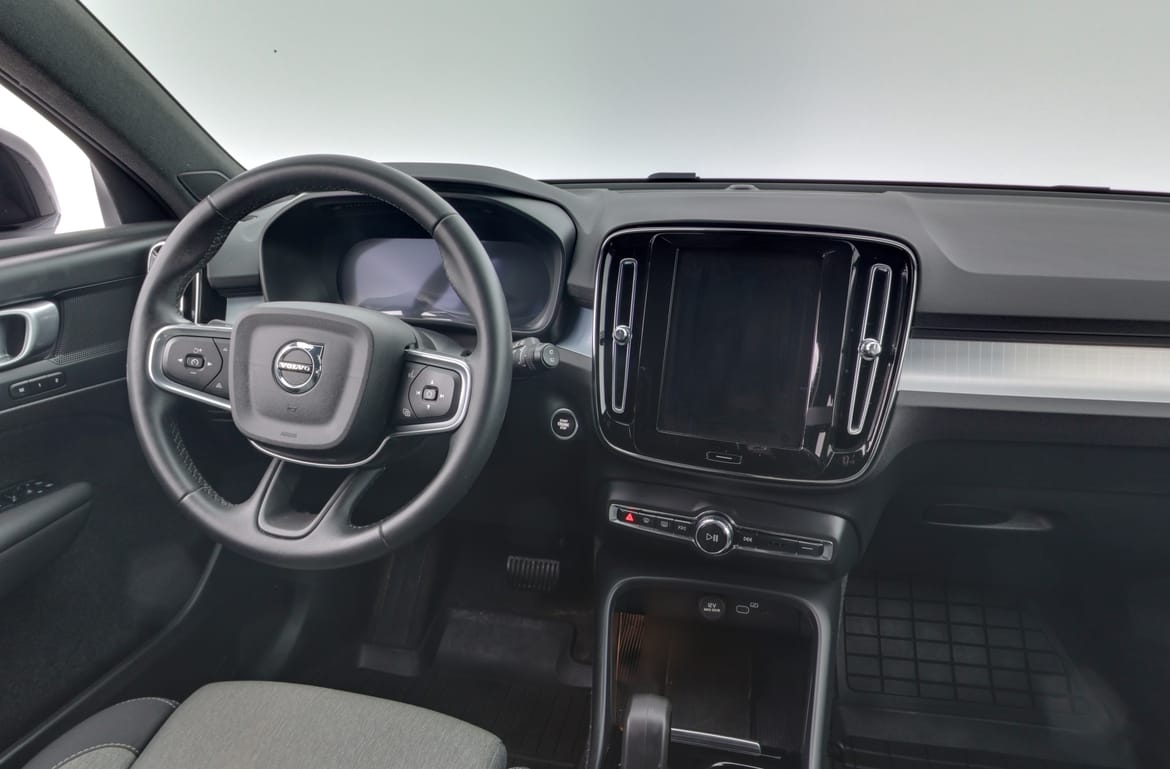 Volvo XC40 2025 - miniatyr 8