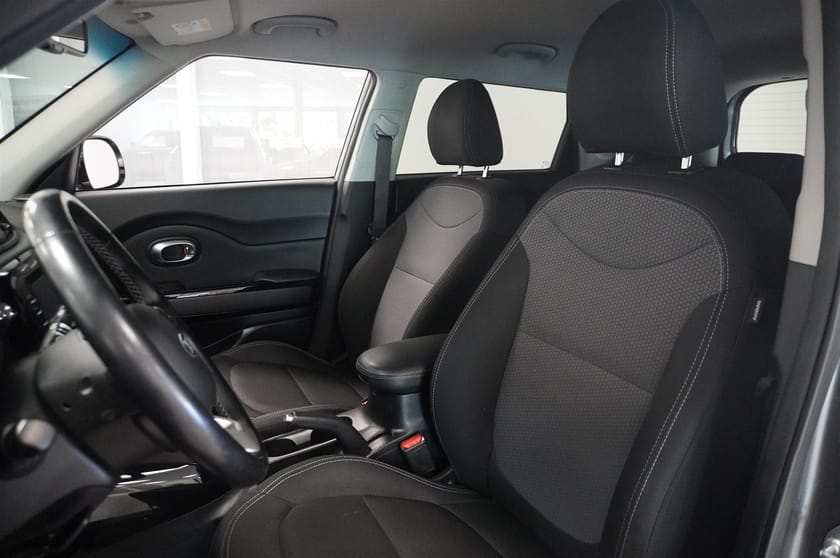 Bild 4 av Kia Soul 1.6 CRDi DCT, 136hk Kupévärme, Navi, Backkamera