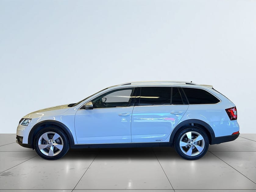 Bild 4 av Škoda Octavia Scout Skoda 2.0TDI Businessline Drag/P-Värm/MoK/P-Sens/S&V/Rem bytt